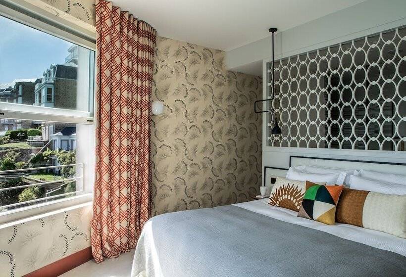 سوییت پرستیژ, Castelbrac Hotel & Spa