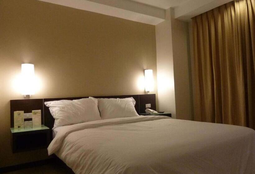 اتاق استاندارد, Circle Inn  Iloilo City Center