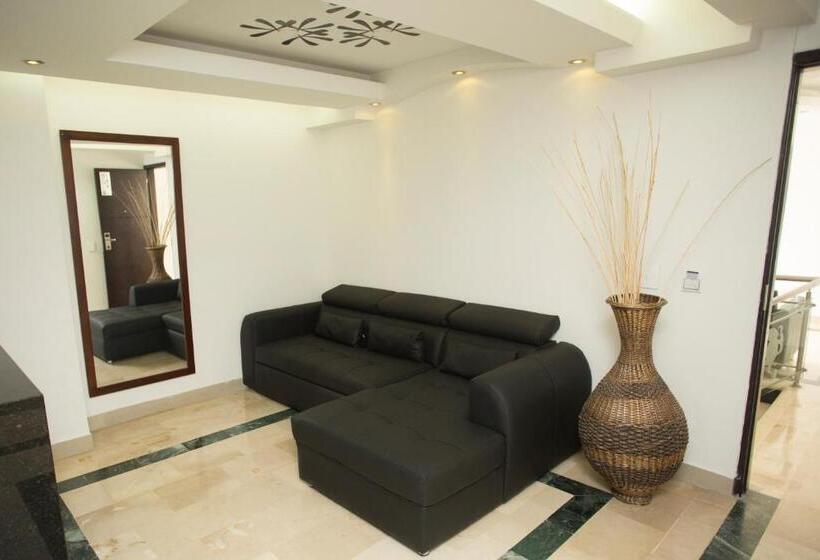سوئیت پرزیدنت, D  Leon