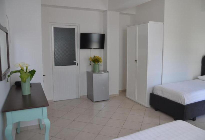 Triple Room Sea View, Epirus