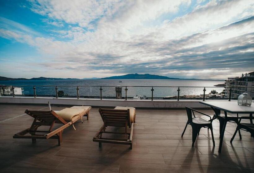 1 Bedroom Penthouse Apartment, Epirus
