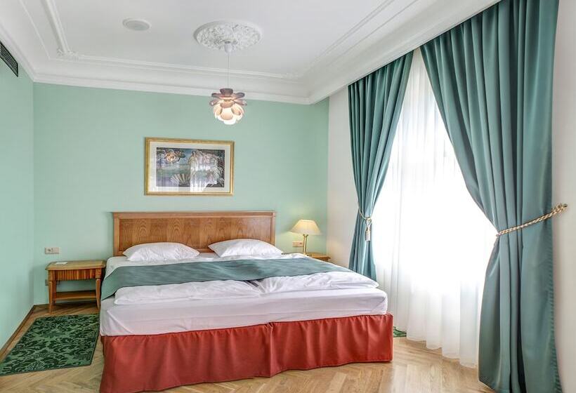 اتاق سوپریور, Grandhotel Ambassador Národní Dům
