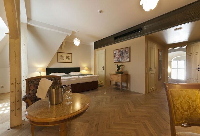 اتاق سوپریور, Grandhotel Ambassador Národní Dům