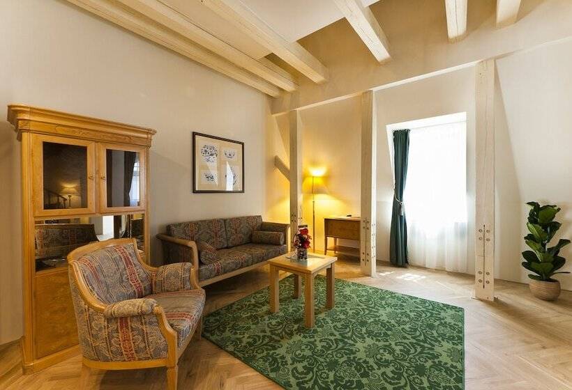 اتاق سوپریور, Grandhotel Ambassador Národní Dům
