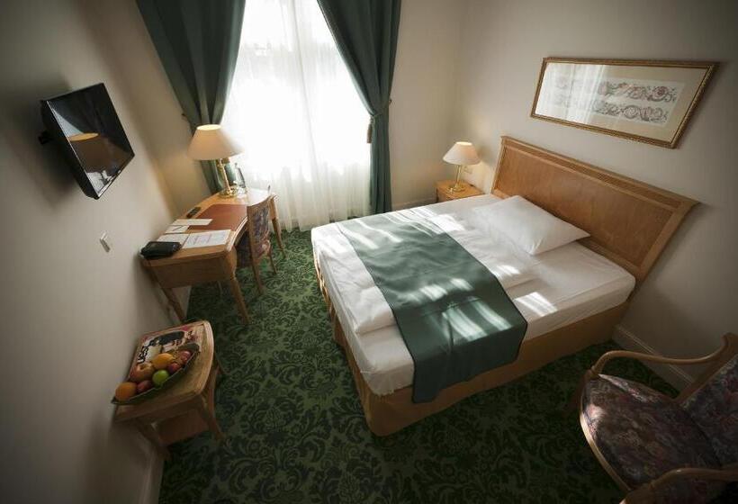 اتاق استاندارد یک نفره, Grandhotel Ambassador Národní Dům
