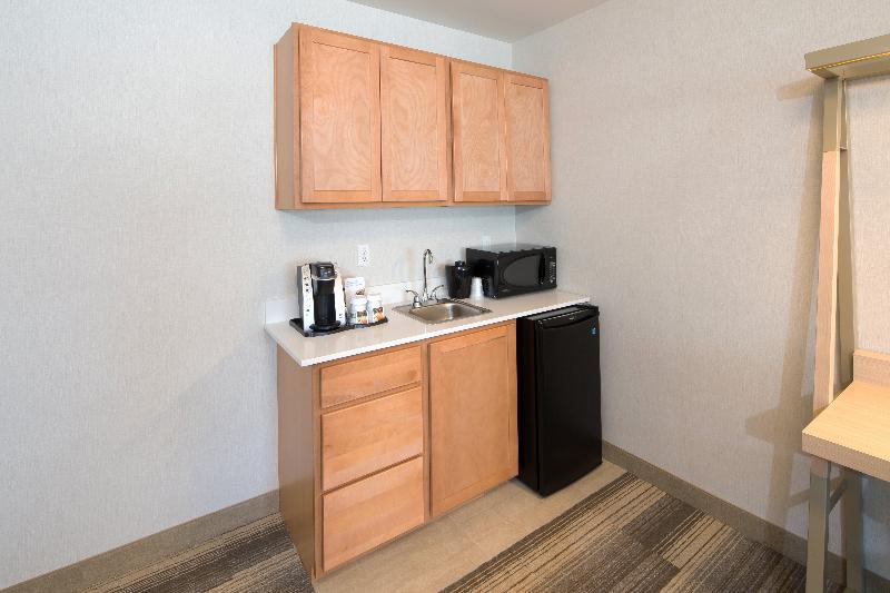 سوئیت با تخت بزرگ, Holiday Inn Express & Suites Port Huron, An Ihg