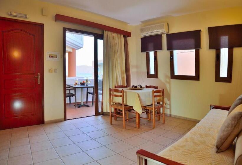 Apartament 1 Dormitor cu Vedere Laterală la Mare, Maria Beach