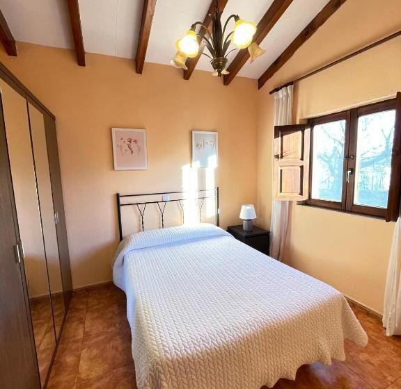 带1个卧室带花园景观的公寓, Posada La Cabana De Salmon