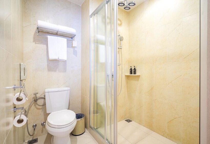 Premium Room Pool View, Ramada By Wyndham Phuket Deevana