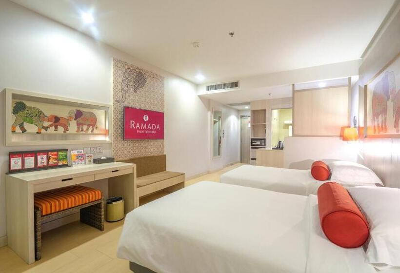 اتاق لوکس با بالکن, Ramada By Wyndham Phuket Deevana