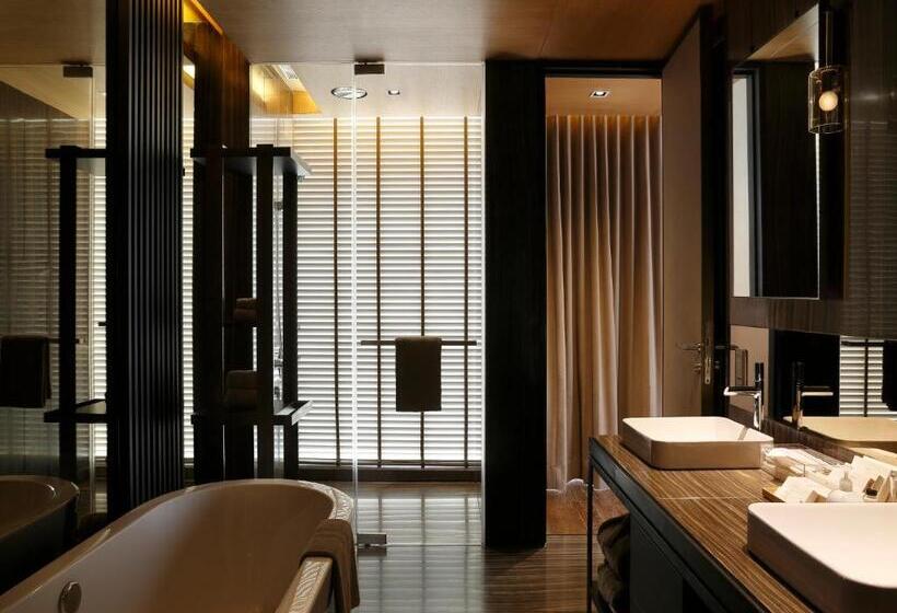 Suite com Vistas, Roseate House New Delhi