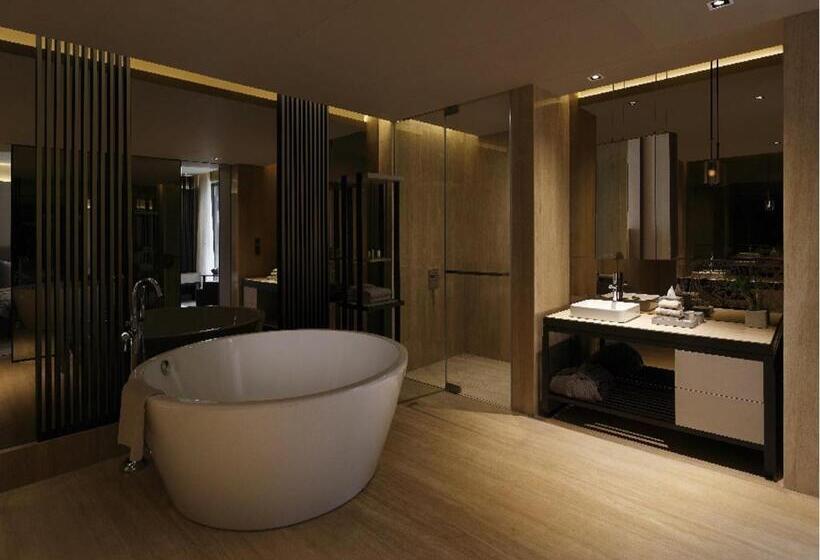 Suite com Vistas, Roseate House New Delhi