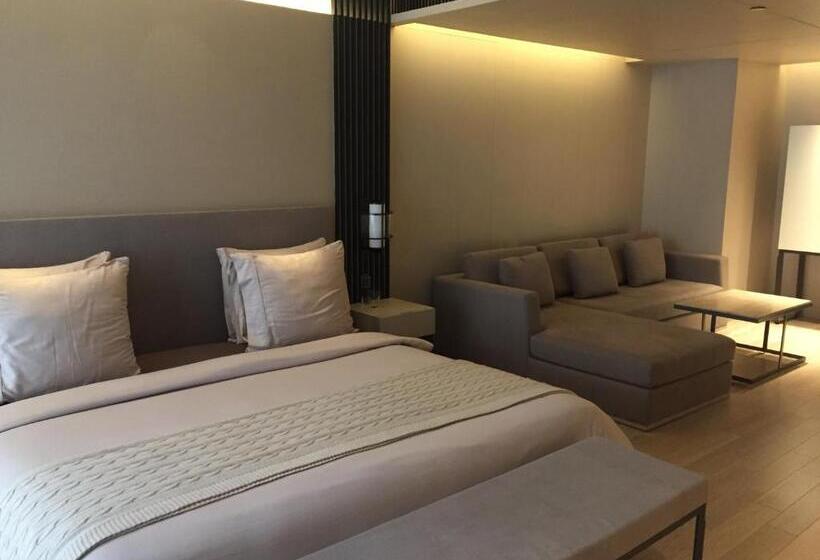 Suite com Vistas, Roseate House New Delhi
