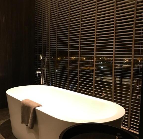 Suite com Terraço, Roseate House New Delhi