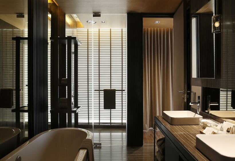 Suite com Vistas, Roseate House New Delhi