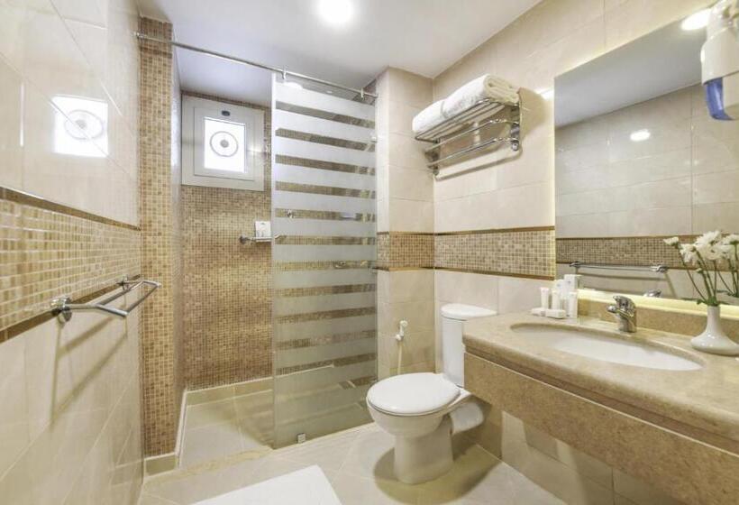 Habitación Estándar con Balcón, Tolip El Galaa  Heliopolis