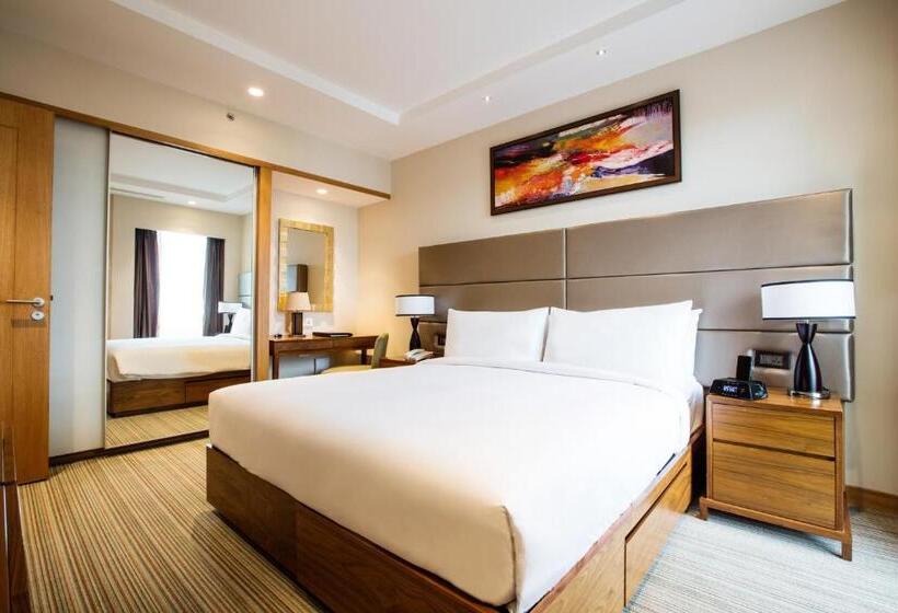 Premium Room, Oakwood Residence Kapil Hyderabad