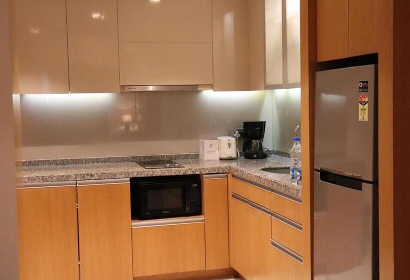 استودیوی لوکس, Oakwood Residence Kapil Hyderabad