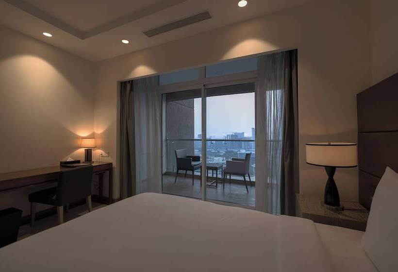 استودیوی لوکس, Oakwood Residence Kapil Hyderabad