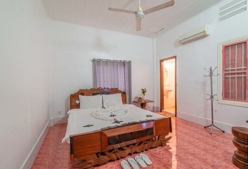 اتاق سوپریور, Five Rose Siem Reap Hostel