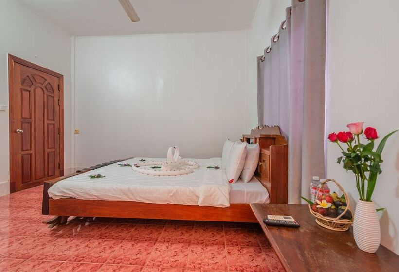 اتاق سوپریور, Five Rose Siem Reap Hostel