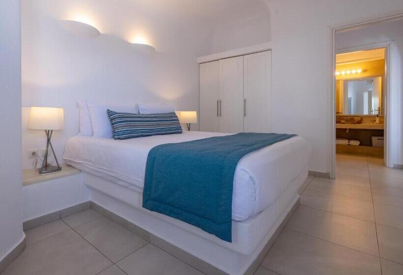 2 Bedrooms Suite Sea View, Amber Light Villas