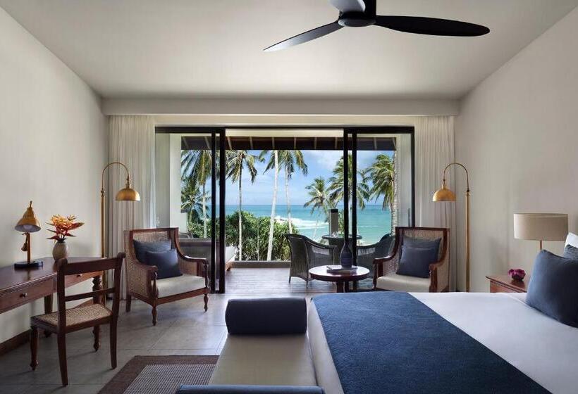 اتاق لوکس با چشم‌انداز دریا, Anantara Peace Haven Tangalle Resort