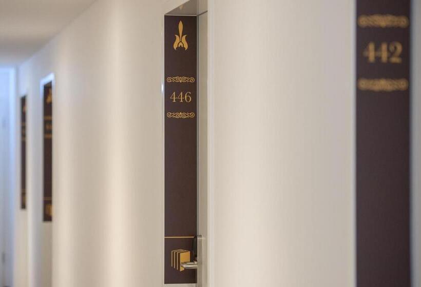 اتاق کلاسیک, Book Hotel Leipzig