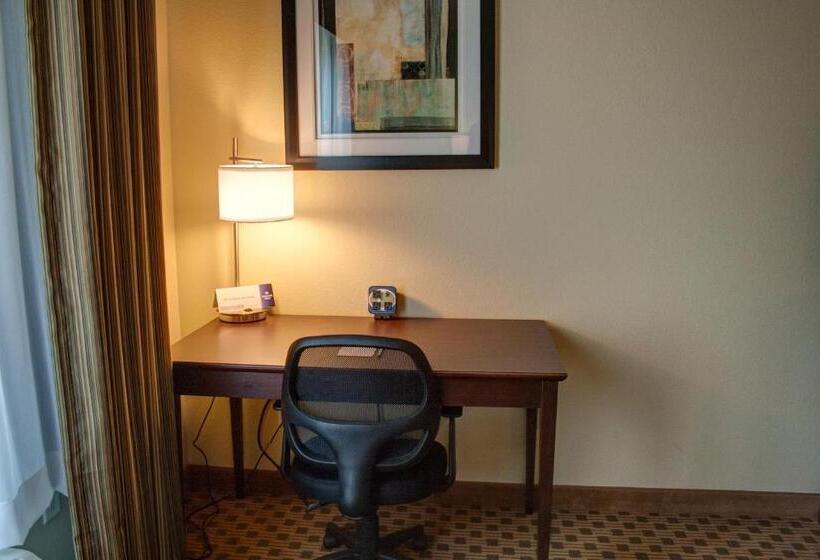 اتاق لوکس, Cobblestone Inn & Suites   Waverly