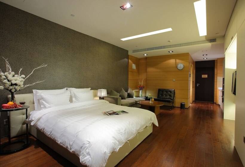 اتاق لوکس, Grand Madison Qingdao Harbourview Central（former Qingdao Farglory ）