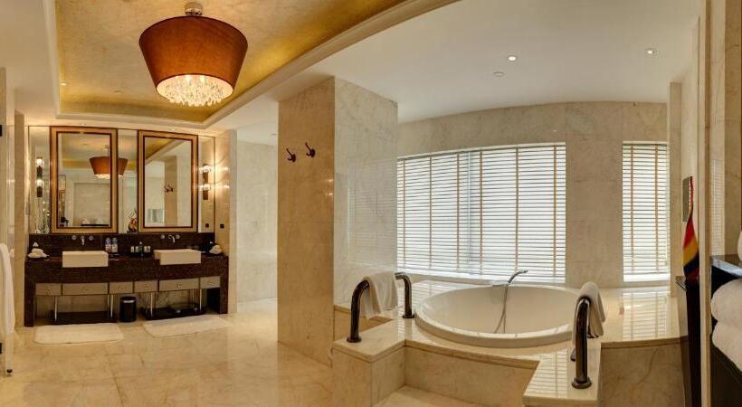 سوییت, Ramada Plaza Liuzhou Liudong