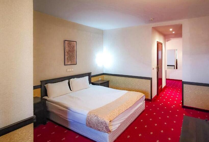 سوییت خانوادگی, Trinity Residence Bansko