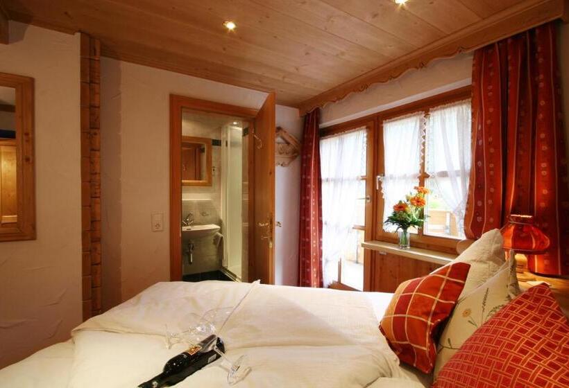 اتاق استاندارد یک نفره, Genusshotel Vermala Montafon