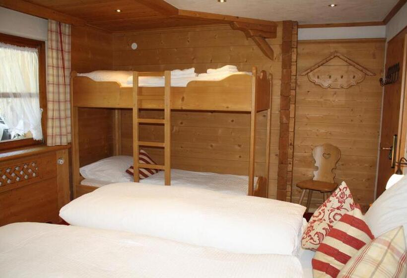 اتاق استاندارد چهار تخته, Genusshotel Vermala Montafon