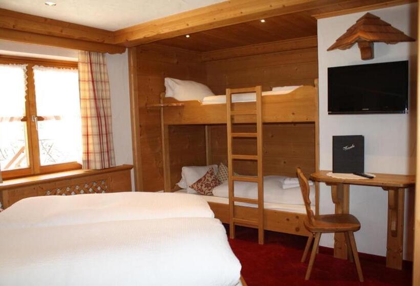 اتاق استاندارد چهار تخته, Genusshotel Vermala Montafon