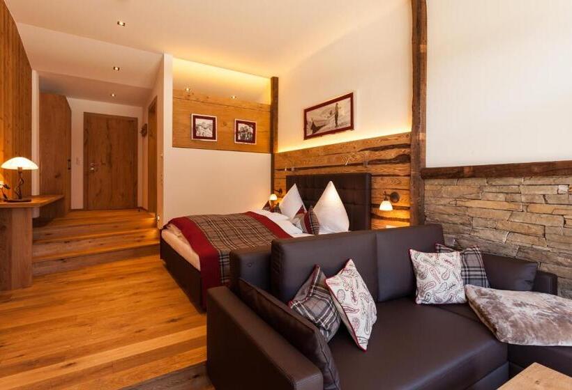 Comfort suite with terrace, Genusshotel Vermala Montafon