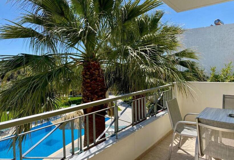 استودیوی سوپریور, Manolis Apartments Plakias