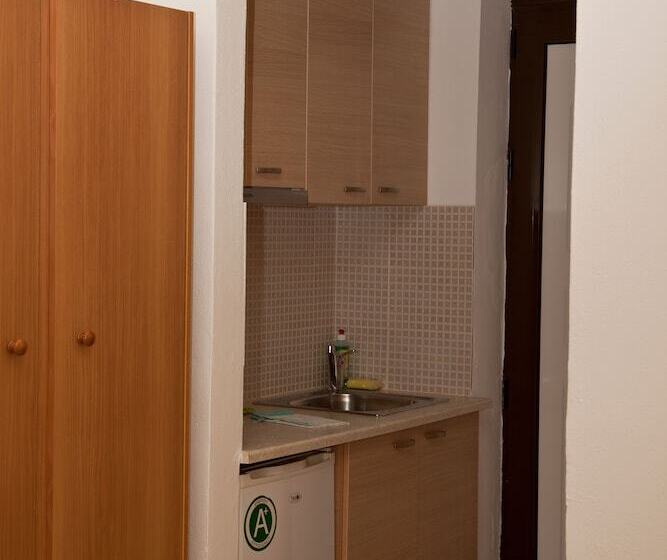 استودیوی استاندارد, Manolis Apartments Plakias