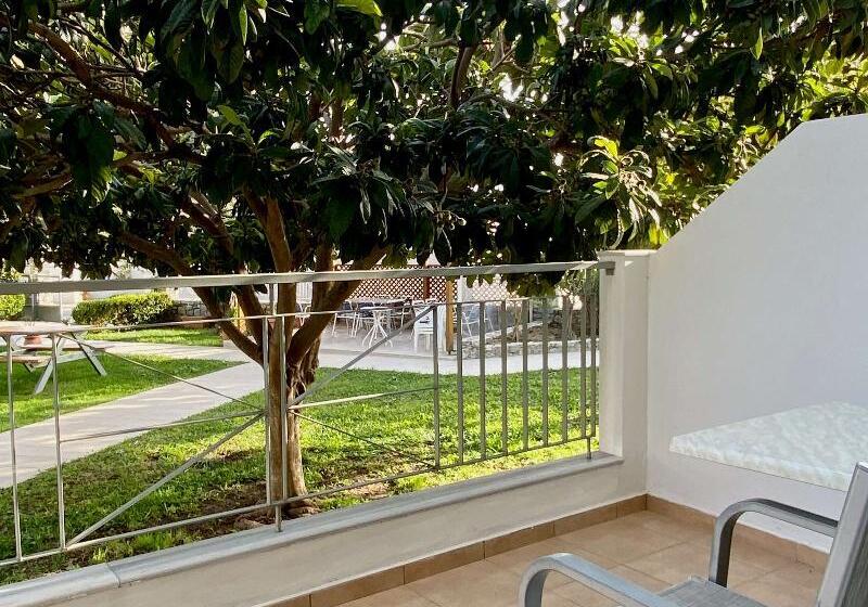 استودیوی استاندارد, Manolis Apartments Plakias