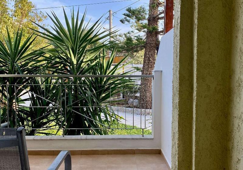 استودیوی استاندارد, Manolis Apartments Plakias