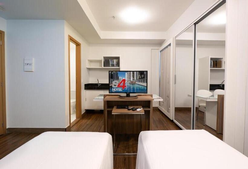 سوییت دوبلکس, S4 Hotel águas Claras