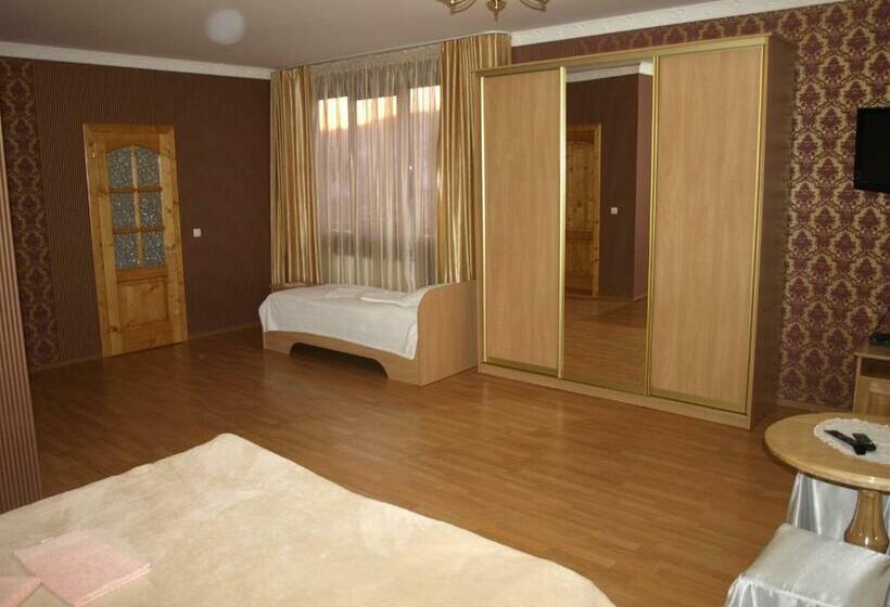 اتاق استاندارد سه نفره, Mini Hotel Nord