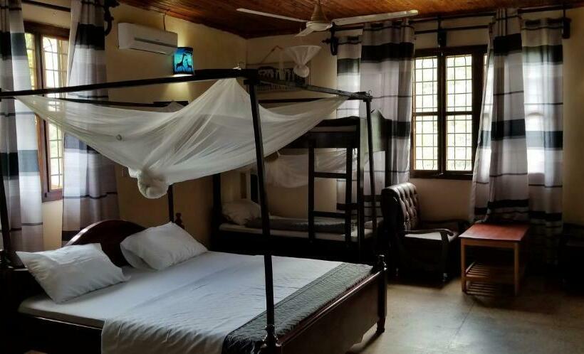 سوئیت با بالکن, Aivlys Lodge Kilimanjaro