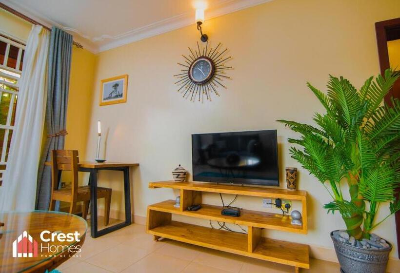 اتاق لوکس, Crest Homes Uganda