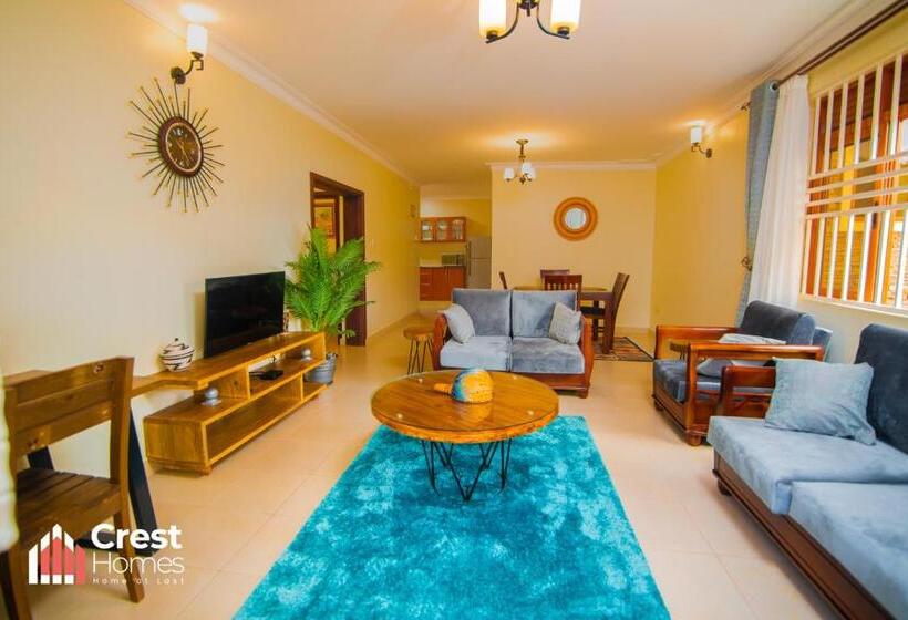 اتاق لوکس, Crest Homes Uganda