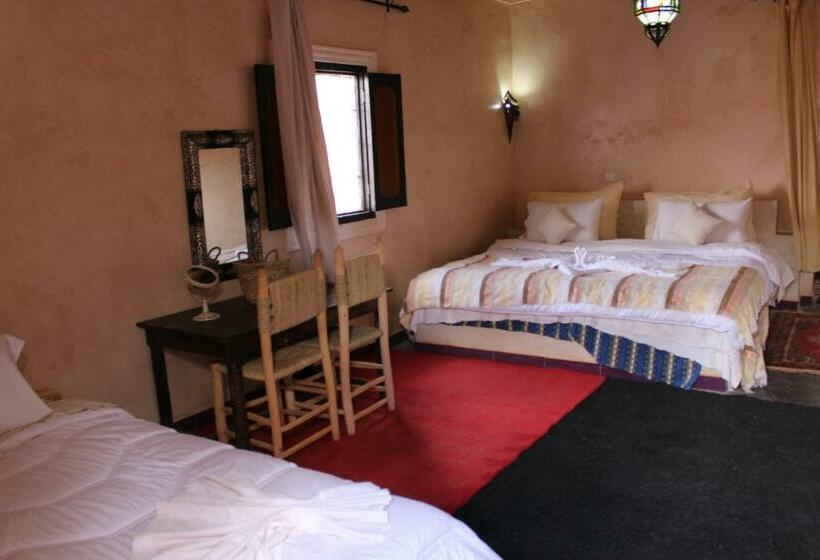 חדר סטנדרט לארבעה, Riad Gabsi Dades
