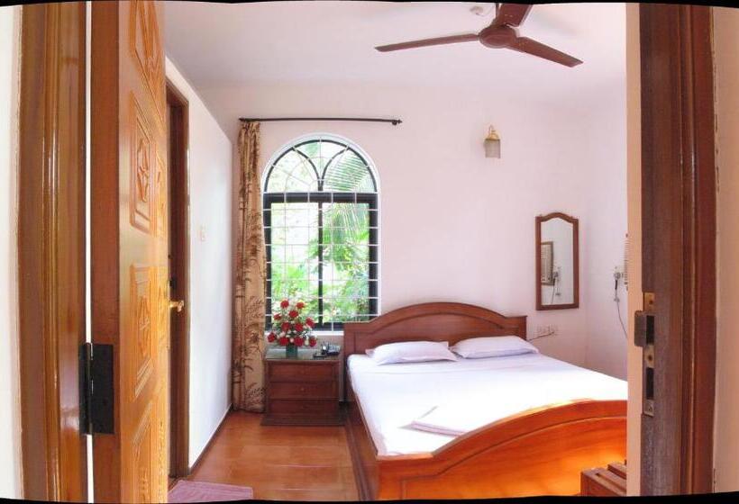 سوییت با چشم‌انداز استخر, Albuquerque Betterhomes, Goa