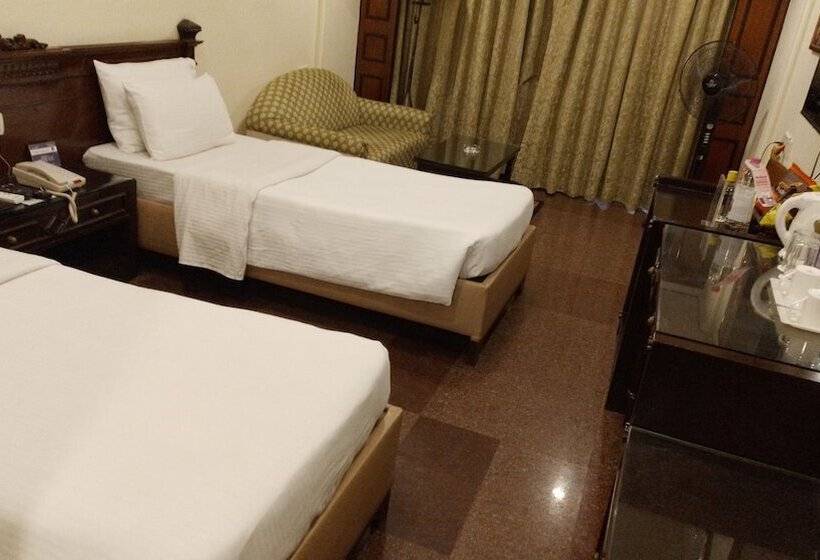 اتاق استاندارد, Empires Hotel Bhubaneswar