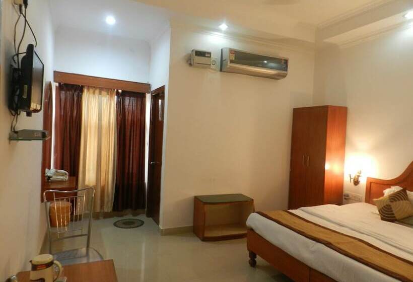 豪华房间, Eurostar Inn