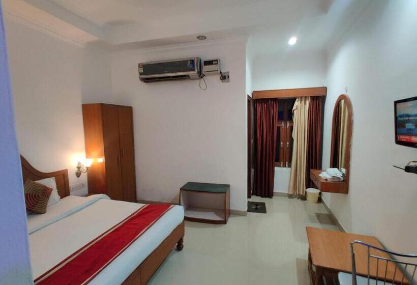 豪华房间, Eurostar Inn